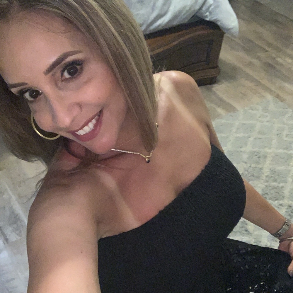 Meet your Posher, Delisa